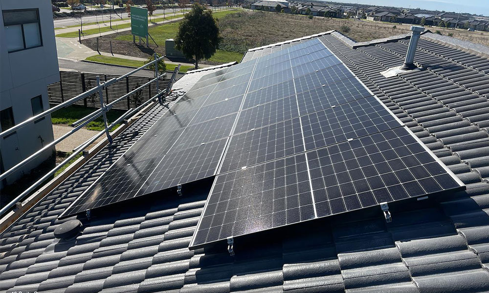 From Rooftops to Rural Farms: The Rising Adoption of Solar Energy in Australia